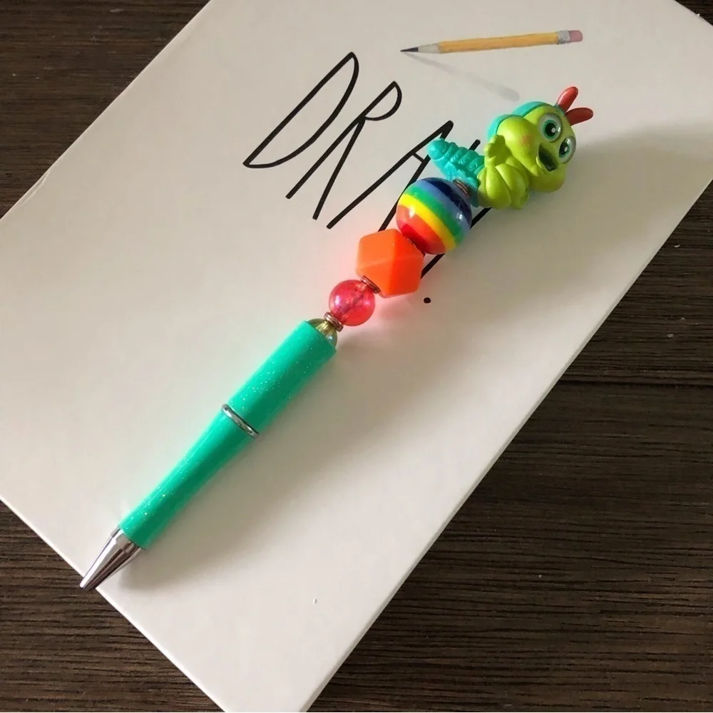 Disney Doorables: A Bug's Life: Heimlich handmade beaded pen